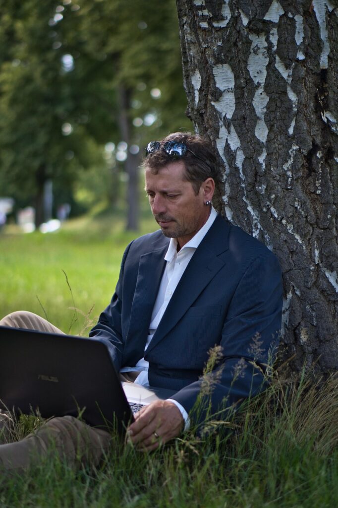 介護の仕事と両立するための疲れ対策は？